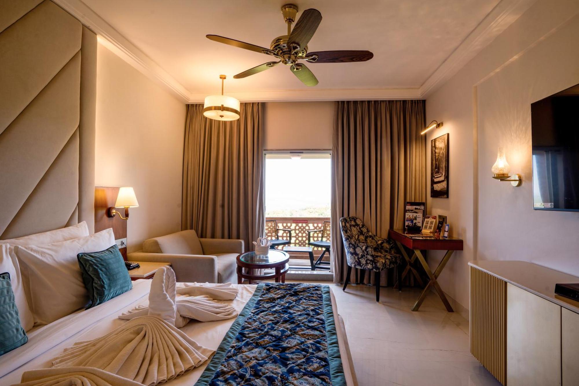 Evershine Resort & Spa Mahabaleshwar Luaran gambar